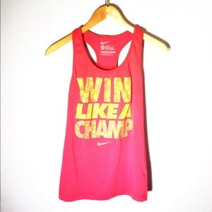 🌵 NIKE racerback exercise running workout tank